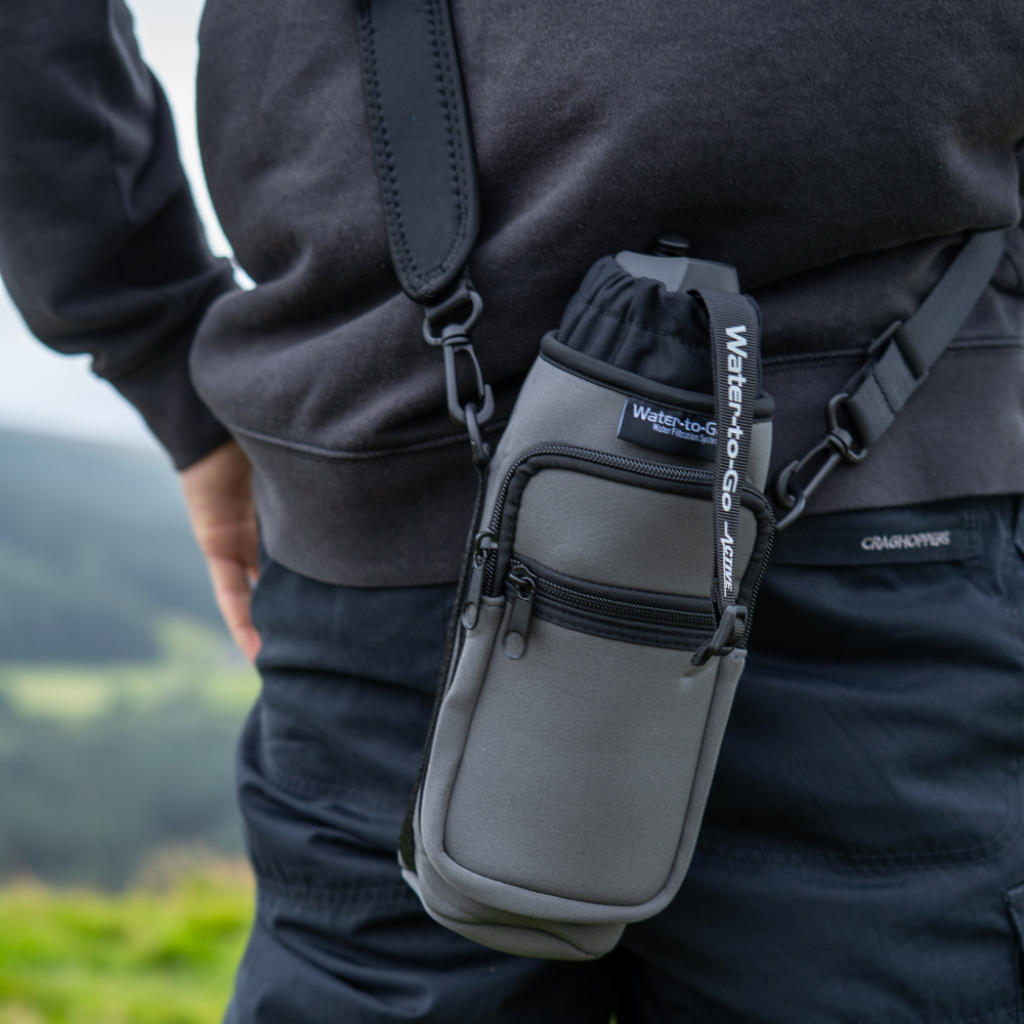 Water-to-Go Isolerende Draagtas – verstelbare waterfles tas / waterfles houder